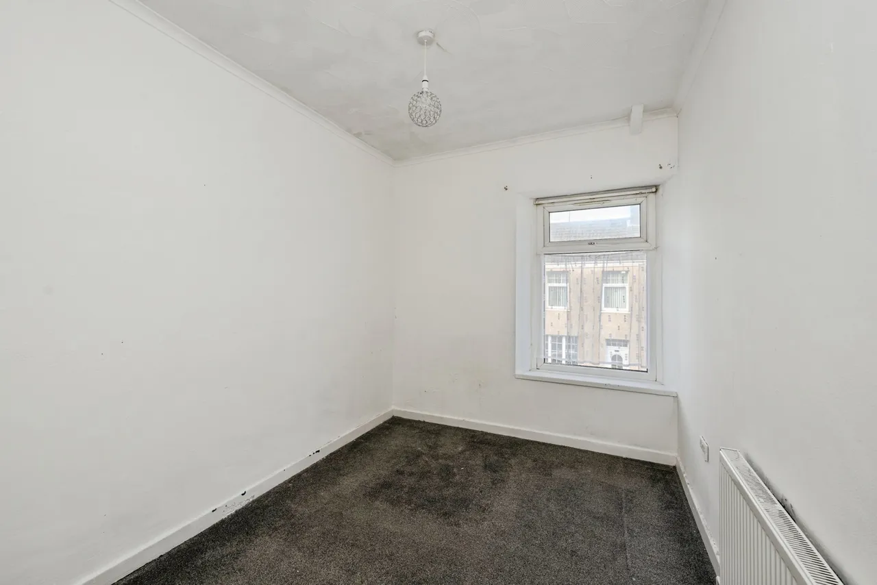 Inkerman Street, Llanelli, SA15, photo 13