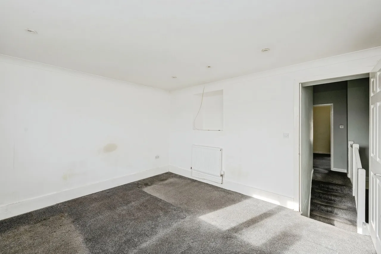 Inkerman Street, Llanelli, SA15, photo 10