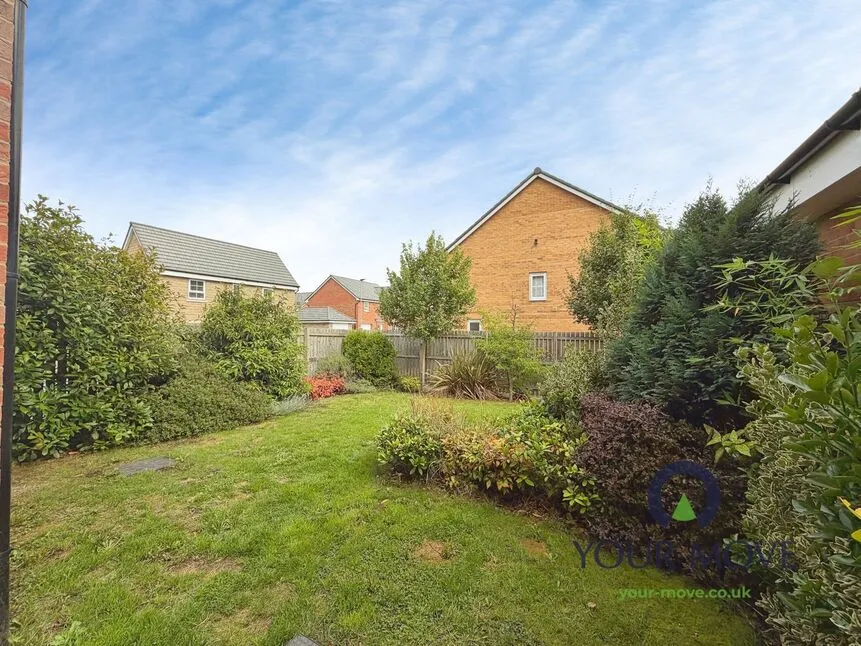 Oriel Drive, Royston, Barnsley, S71, photo 6
