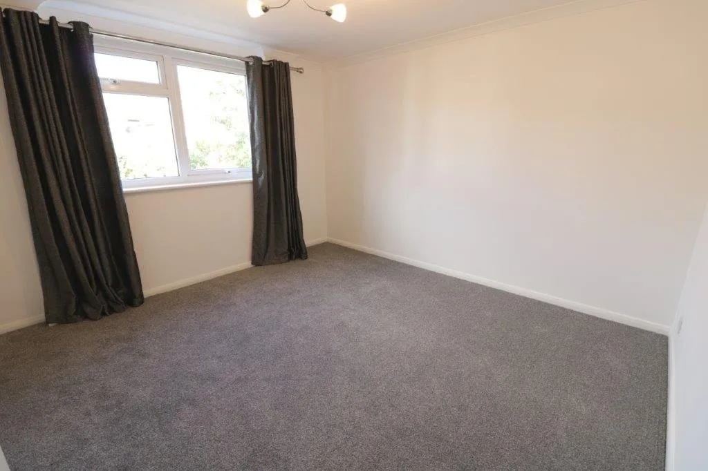 Canford Court, Reading, RG30, photo 9