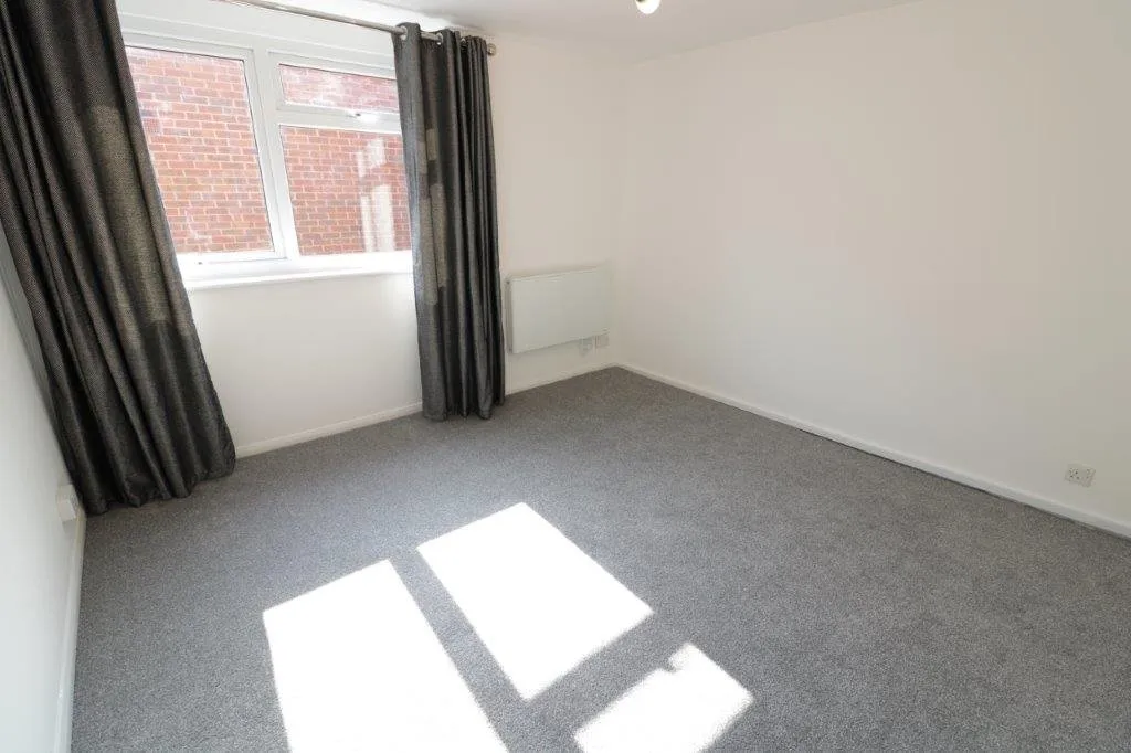 Canford Court, Reading, RG30, photo 11