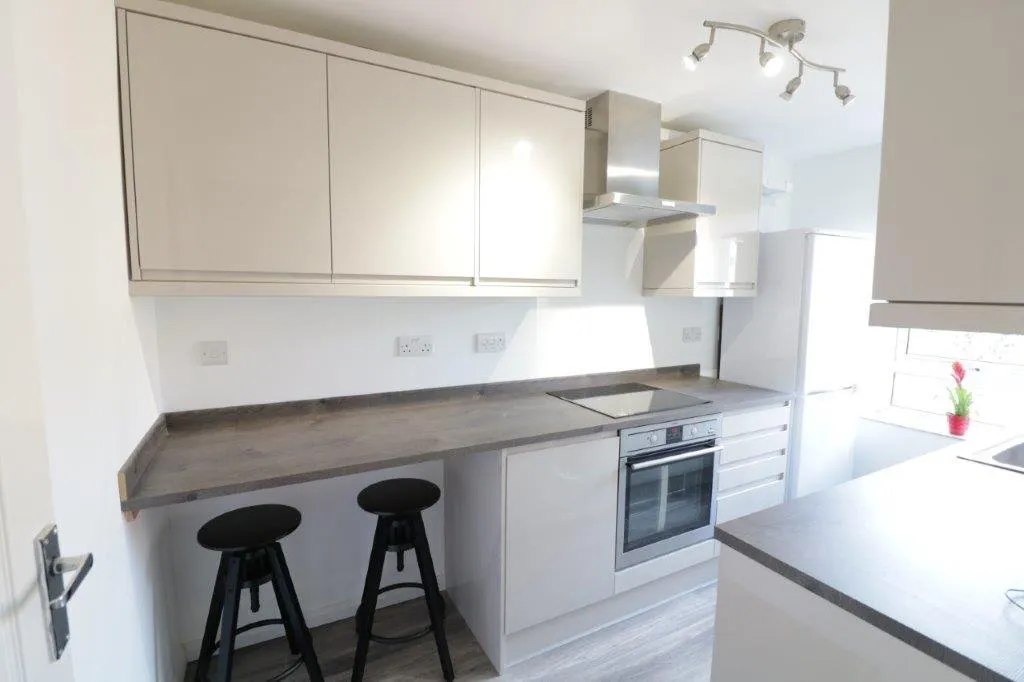 Canford Court, Reading, RG30, photo 3