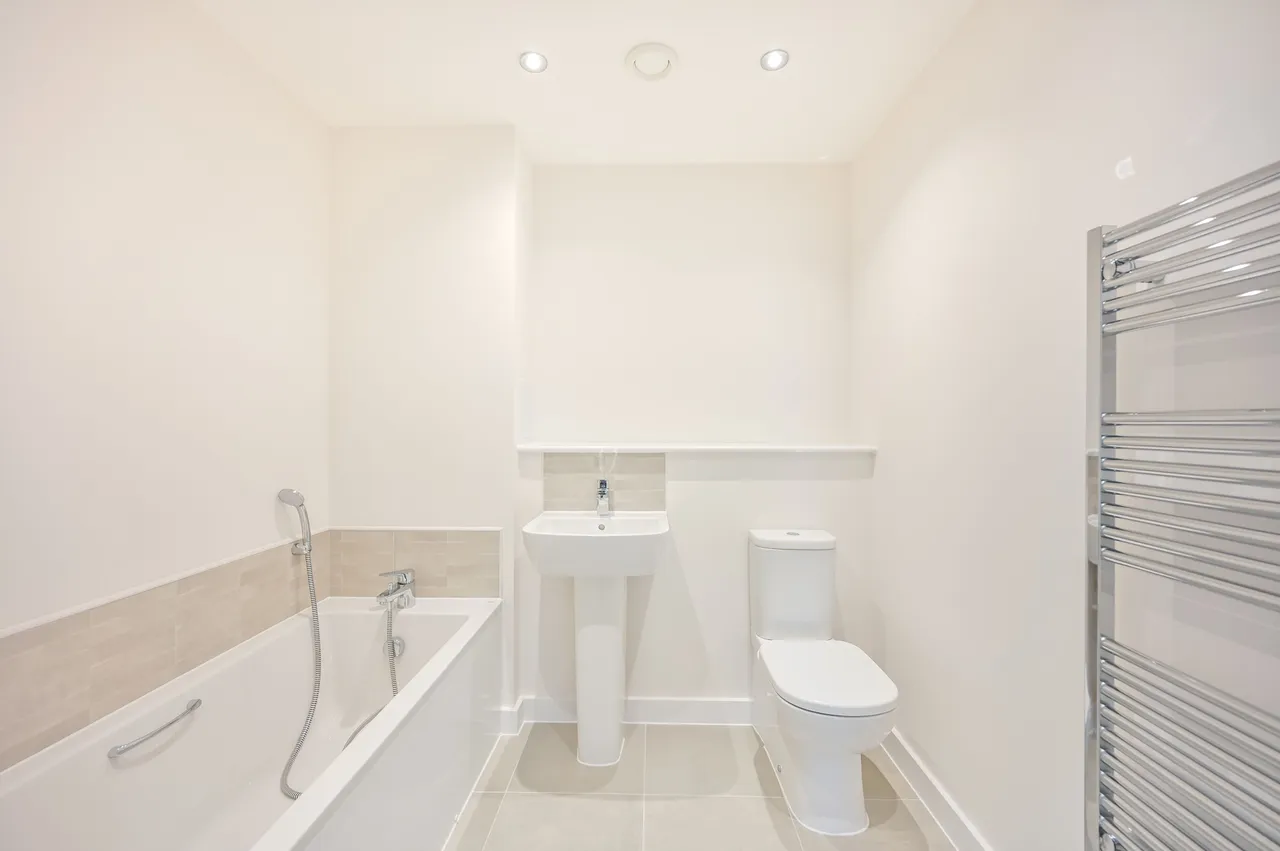 45 Coniston House, 15 Powdermill Close, photo 9