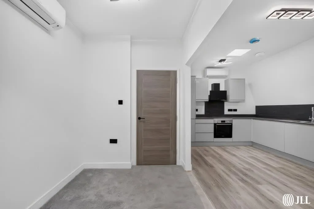 Southern Road, Plaistow, E13, photo 12
