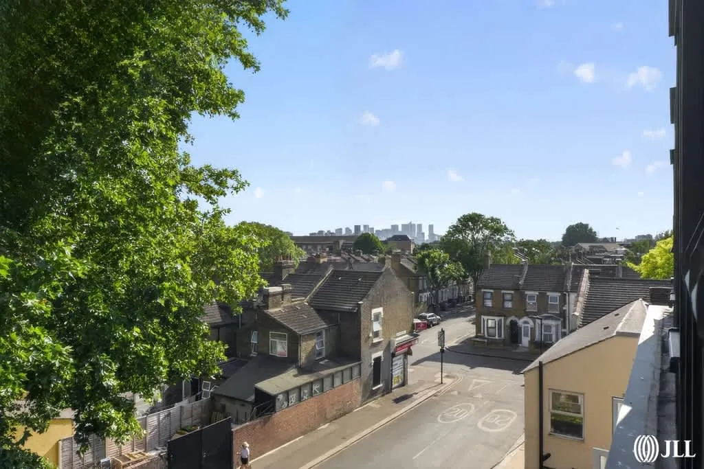 Southern Road, Plaistow, E13, photo 13