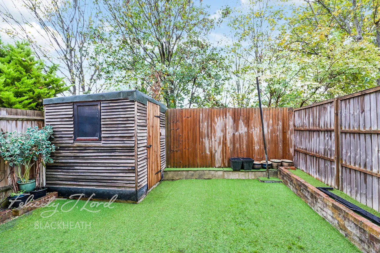 Felspar Close, Plumstead, photo 5