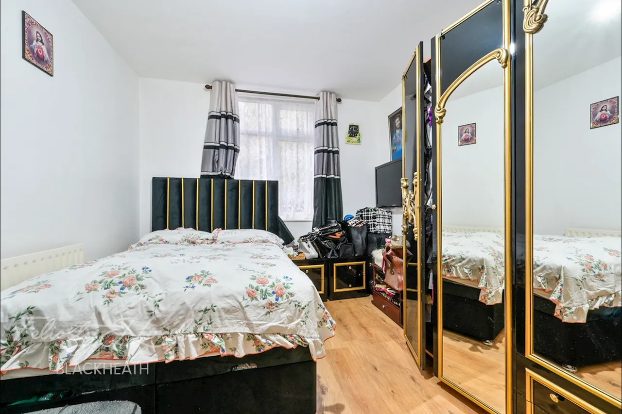 Felspar Close, Plumstead, photo 19