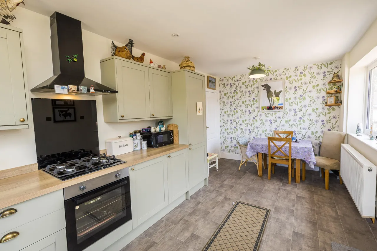 Glyn Avenue, Rhuddlan, LL18, photo 5