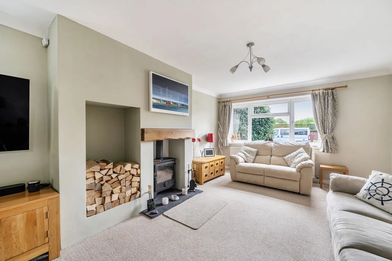 Park Avenue, Lymington, SO41, photo 3