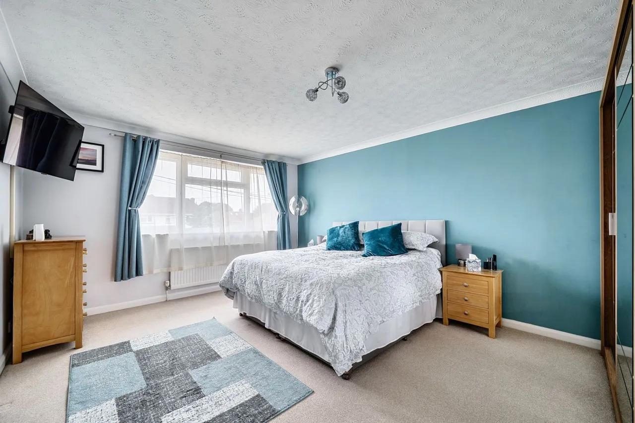 Park Avenue, Lymington, SO41, photo 10