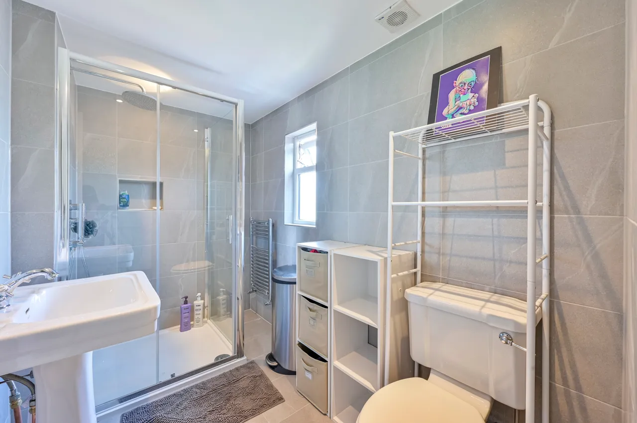 London, SW18, photo 27
