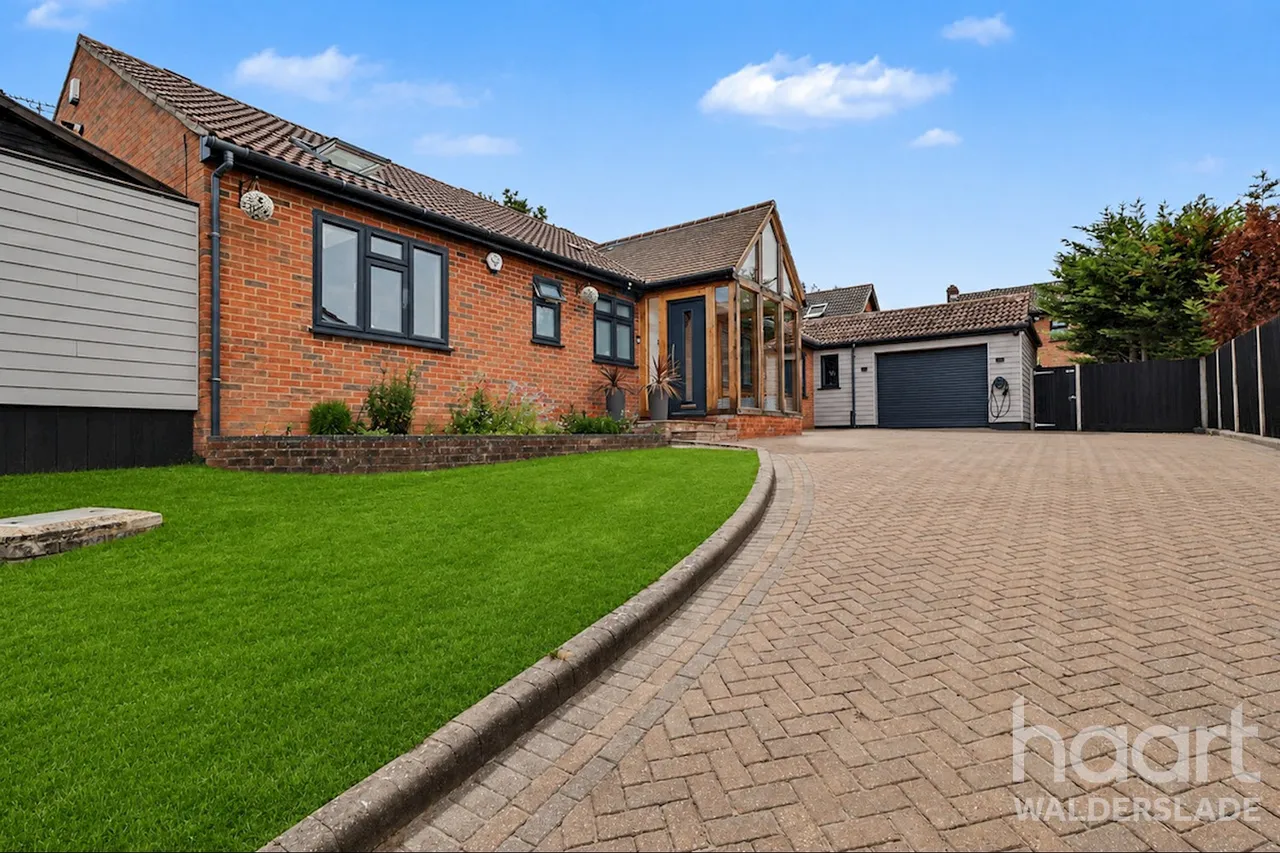 5 bed house for sale, Barleymow Close, Walderslade, ME5