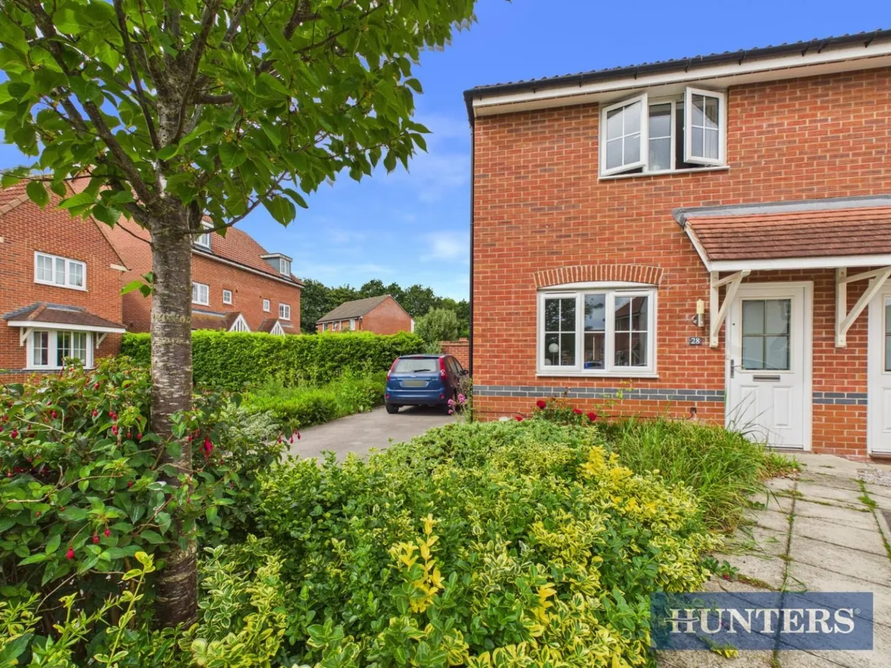 2 bed house for sale — Blackthorn Garth, Beverley, HU17 8FZ