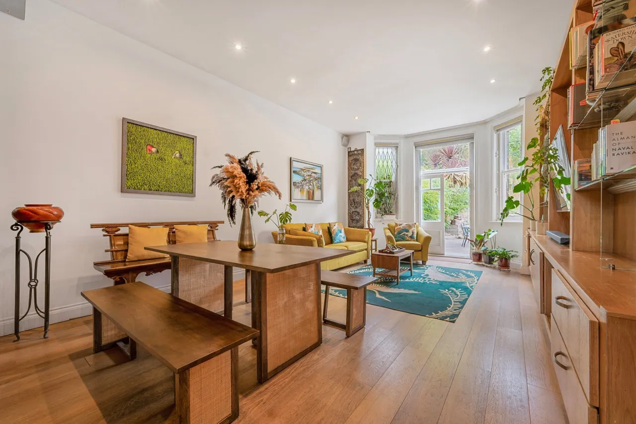 2 bed flat for sale, Fawley Road, West Hampstead, NW6