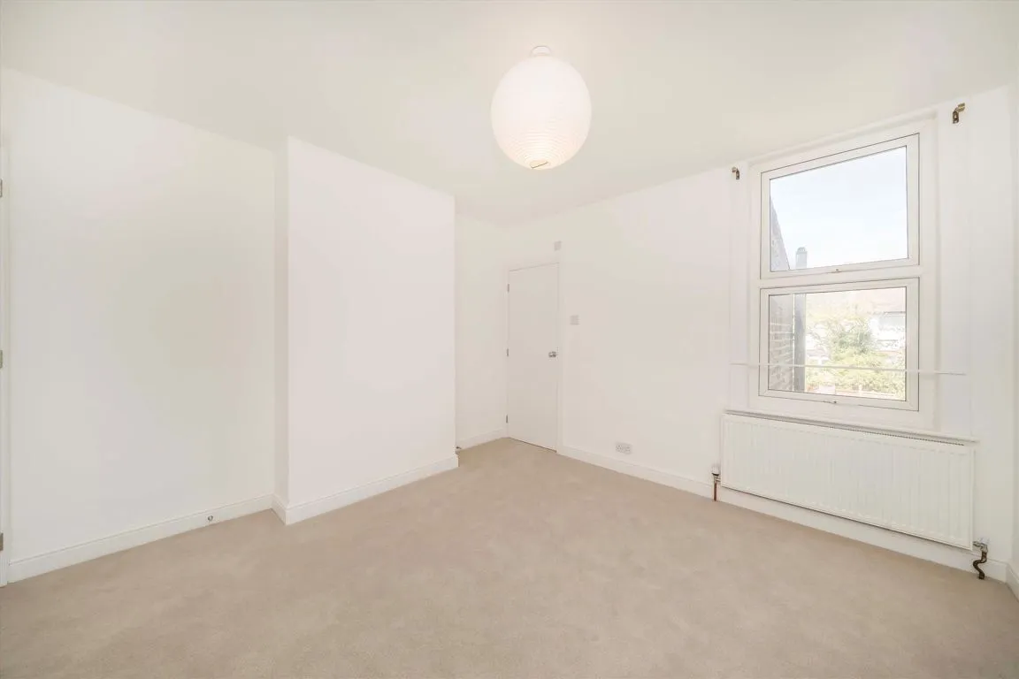 Northcote Road, KT3, photo 5