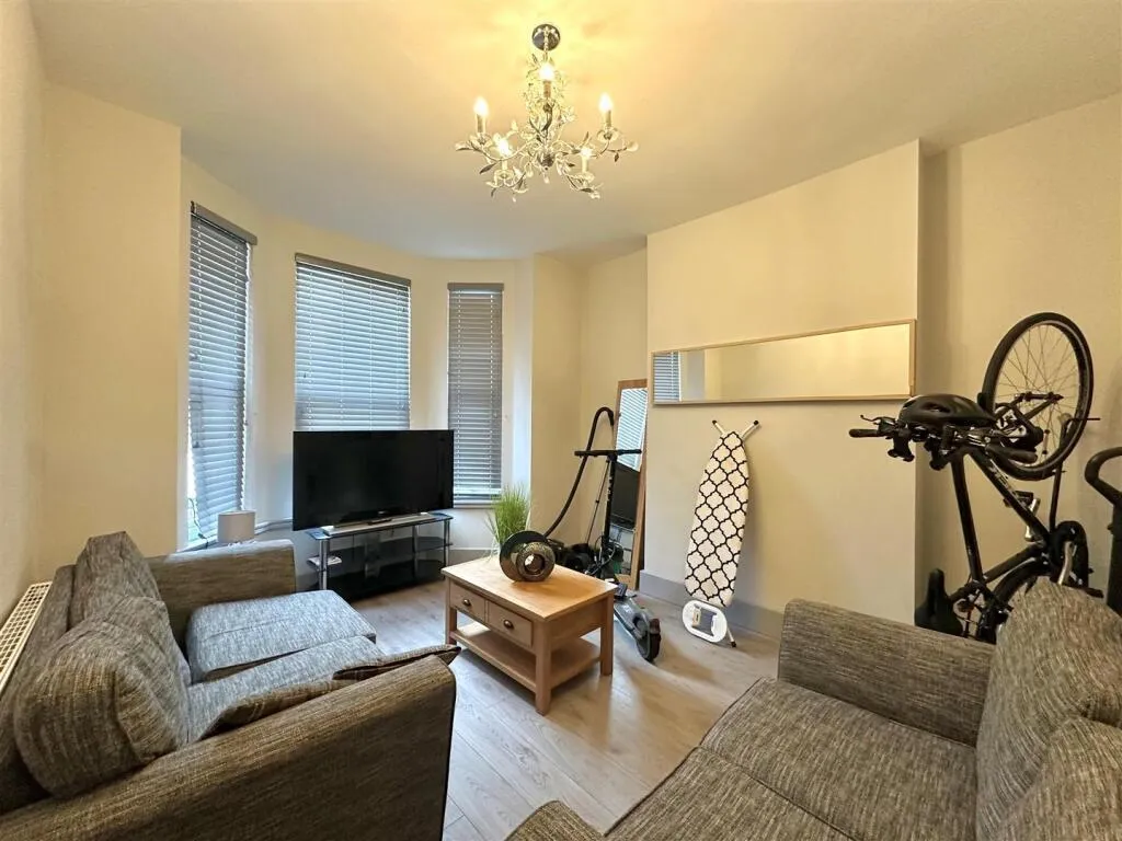 Clarendon Road, Whalley Range M16, photo 3