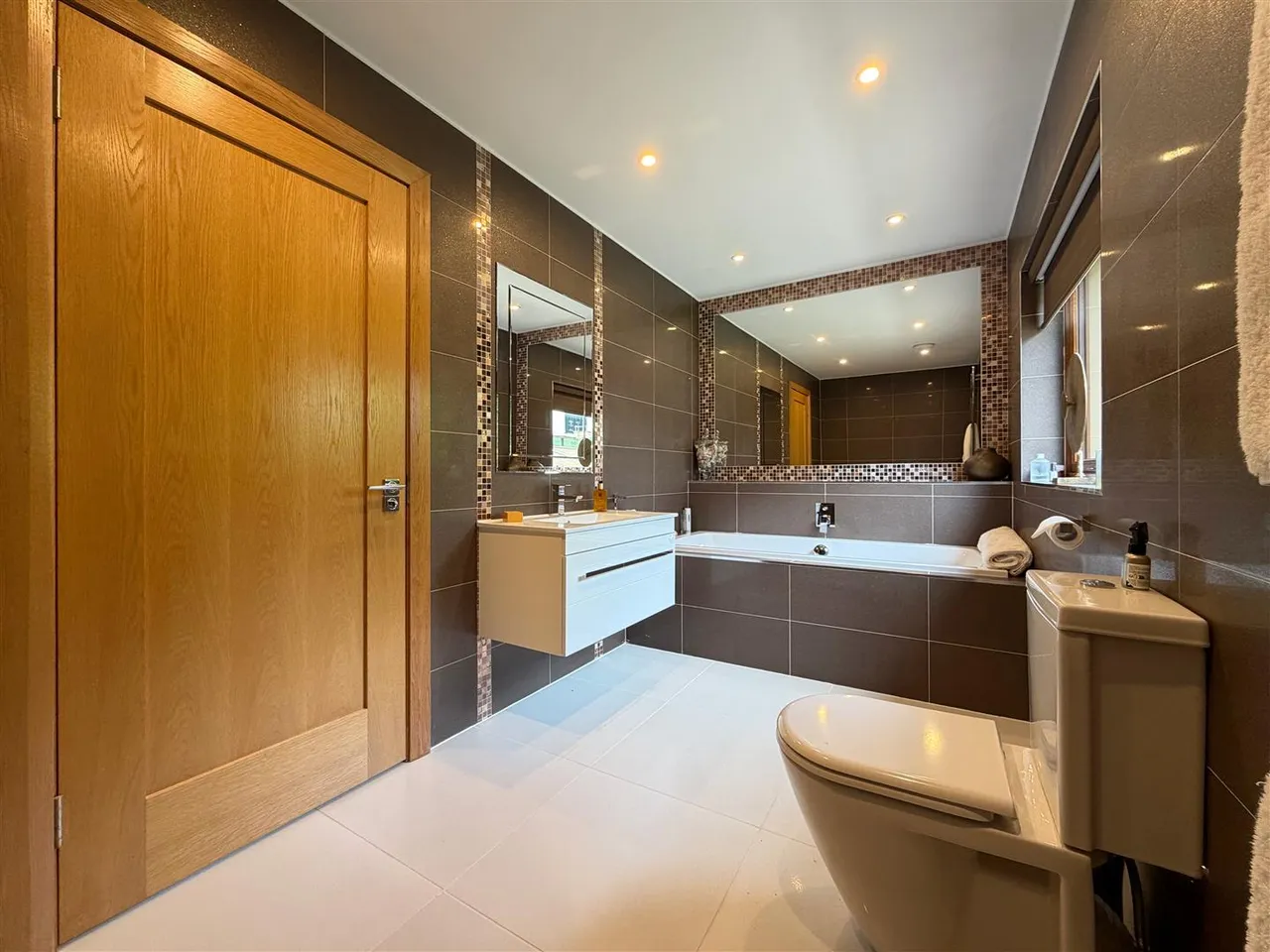 Clydebrae Drive, Bothwell, Glasgow, Lanarkshire, G71 8SB, photo 20