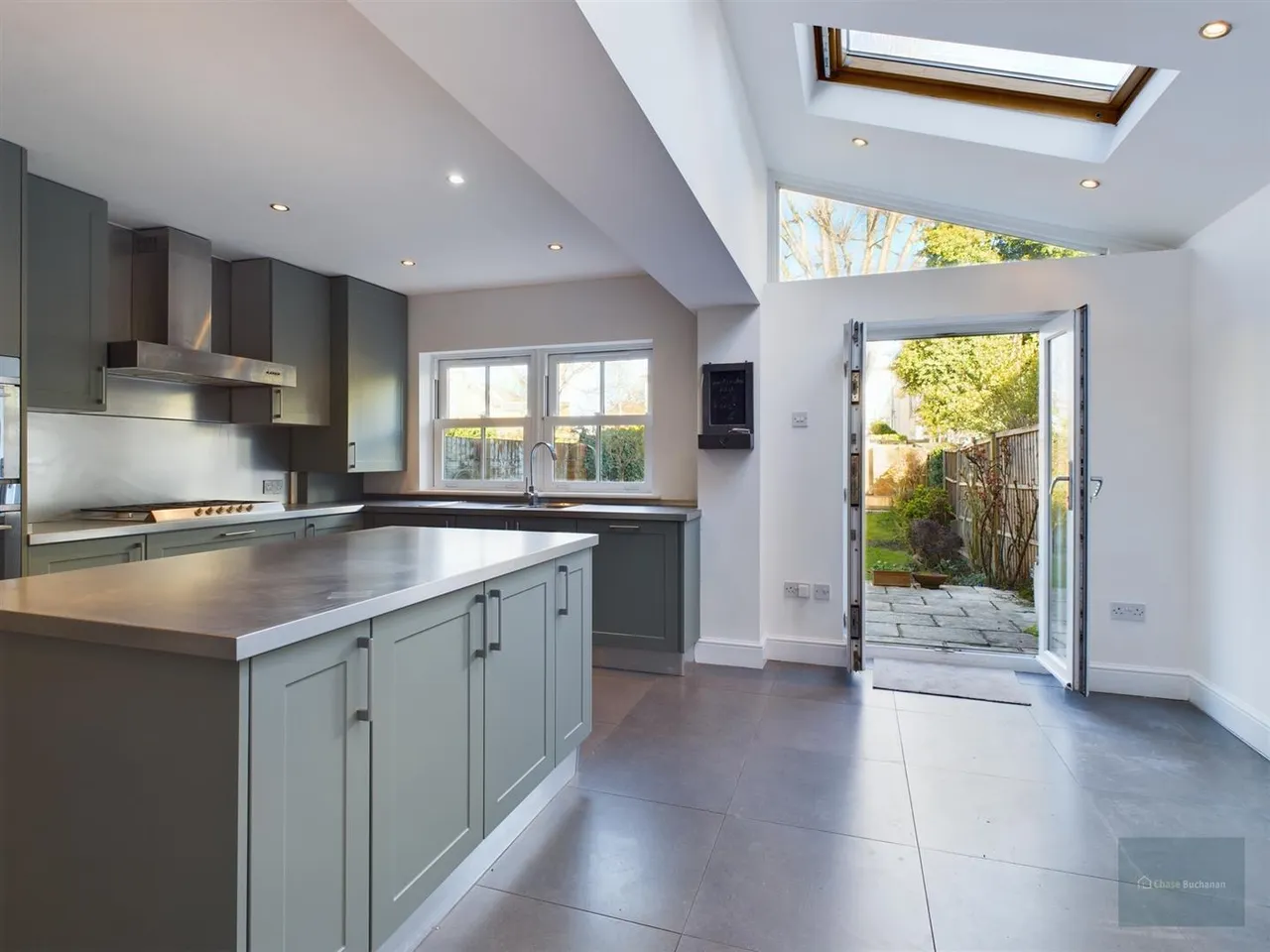 Bridge Road, St Margarets, TW1, photo 4