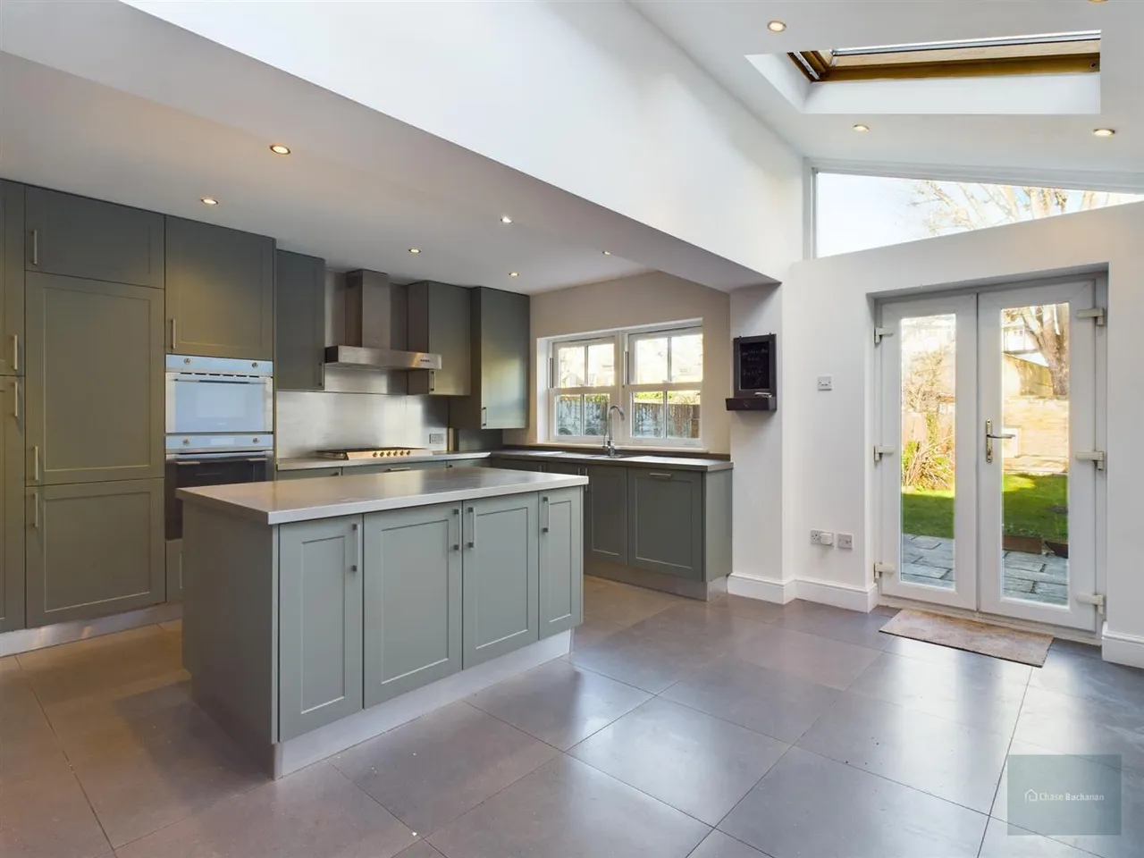 Bridge Road, St Margarets, TW1, photo 2