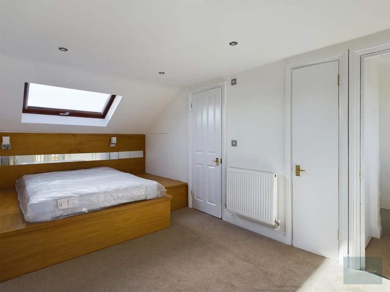 Bridge Road, St Margarets, TW1, photo 16