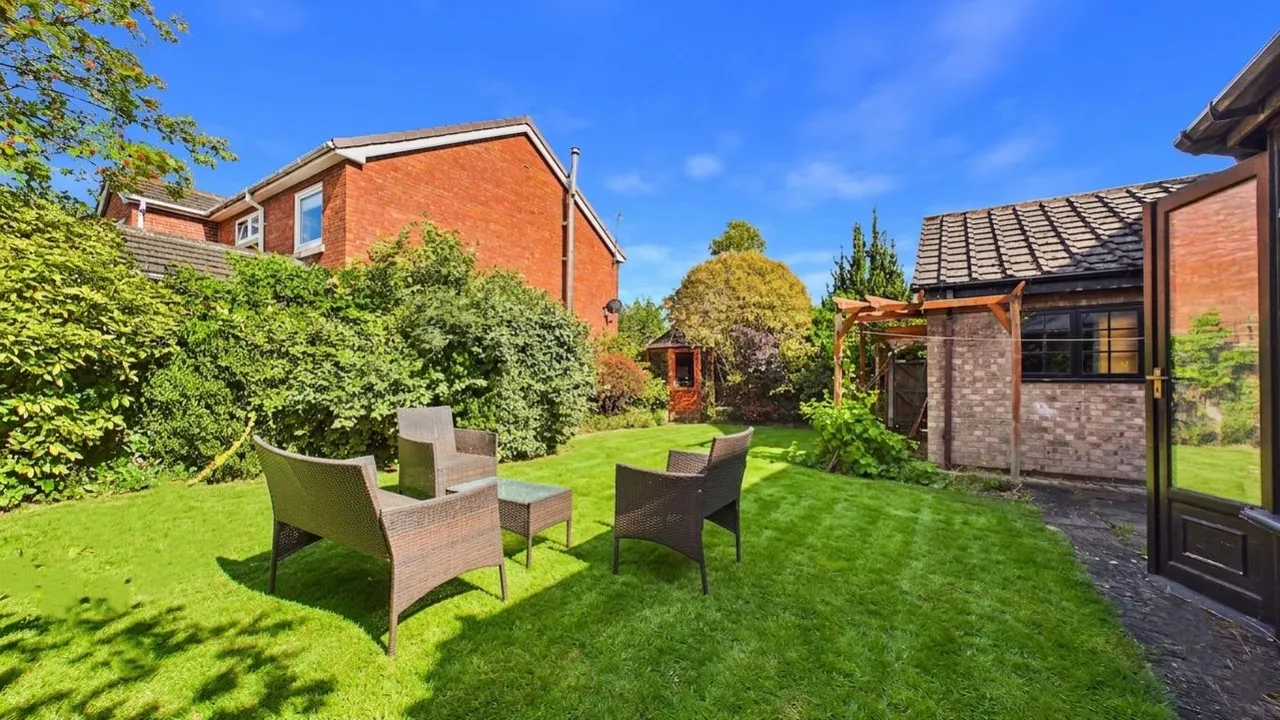 Bahram Road, Doncaster, DN4, photo 14