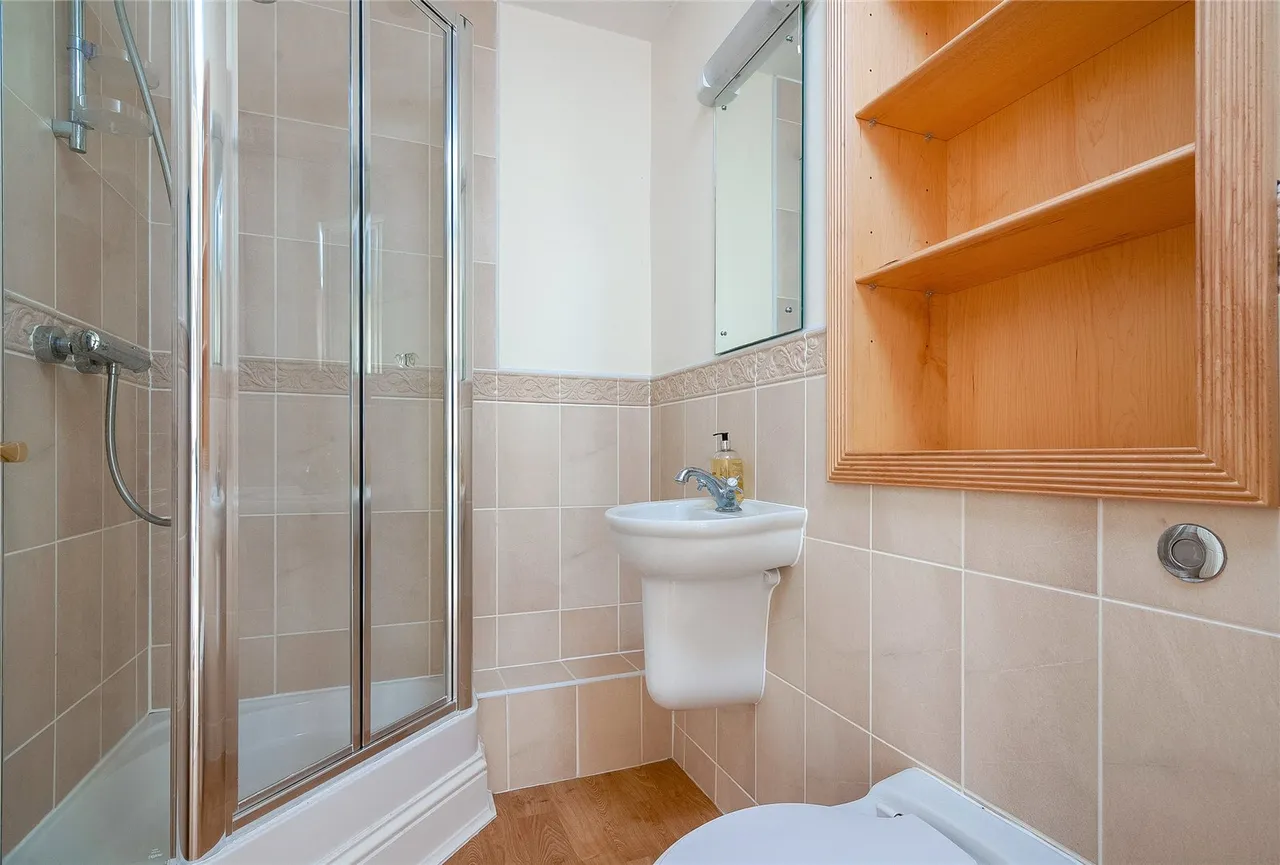 White Hart Mews, Chipping Norton, OX7, photo 9