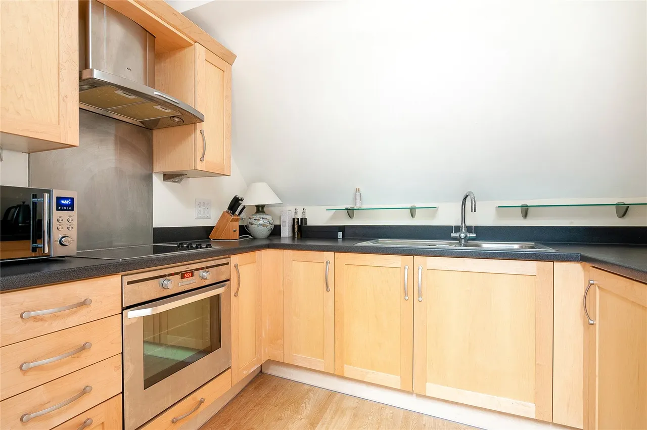 White Hart Mews, Chipping Norton, OX7, photo 5
