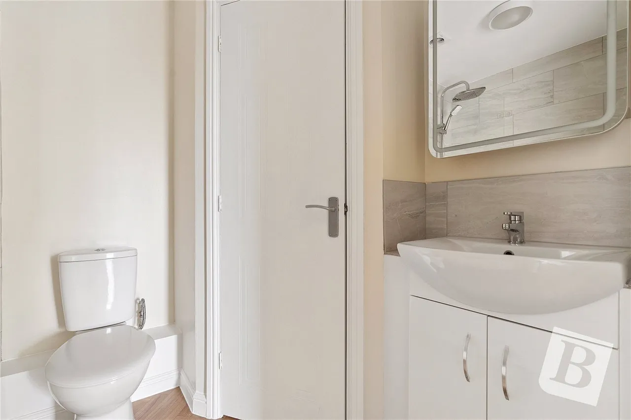 Timberlog Lane, Basildon, SS14, photo 7
