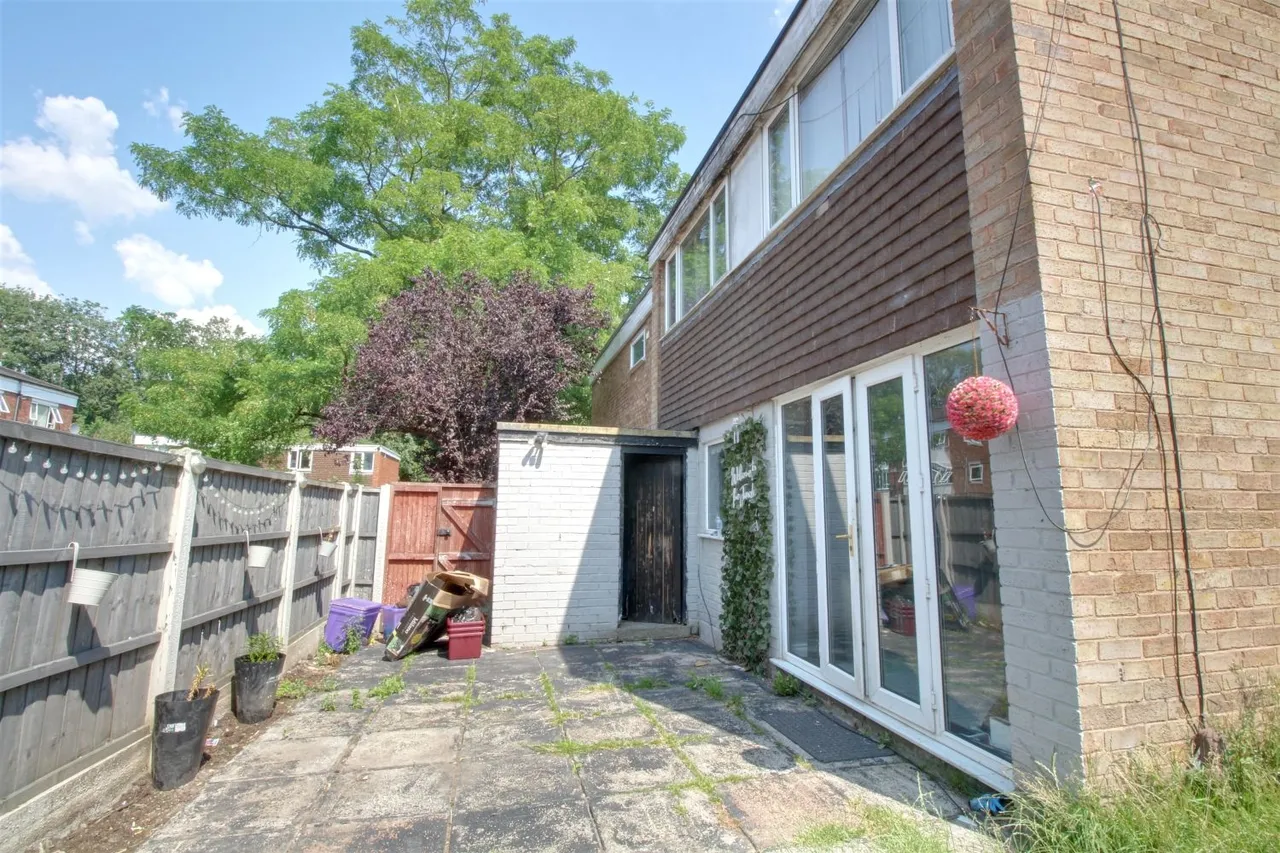 Dee Court, Liverpool, L25, photo 7