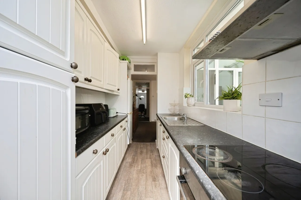 Jubilee Road, Southsea, PO4, photo 3