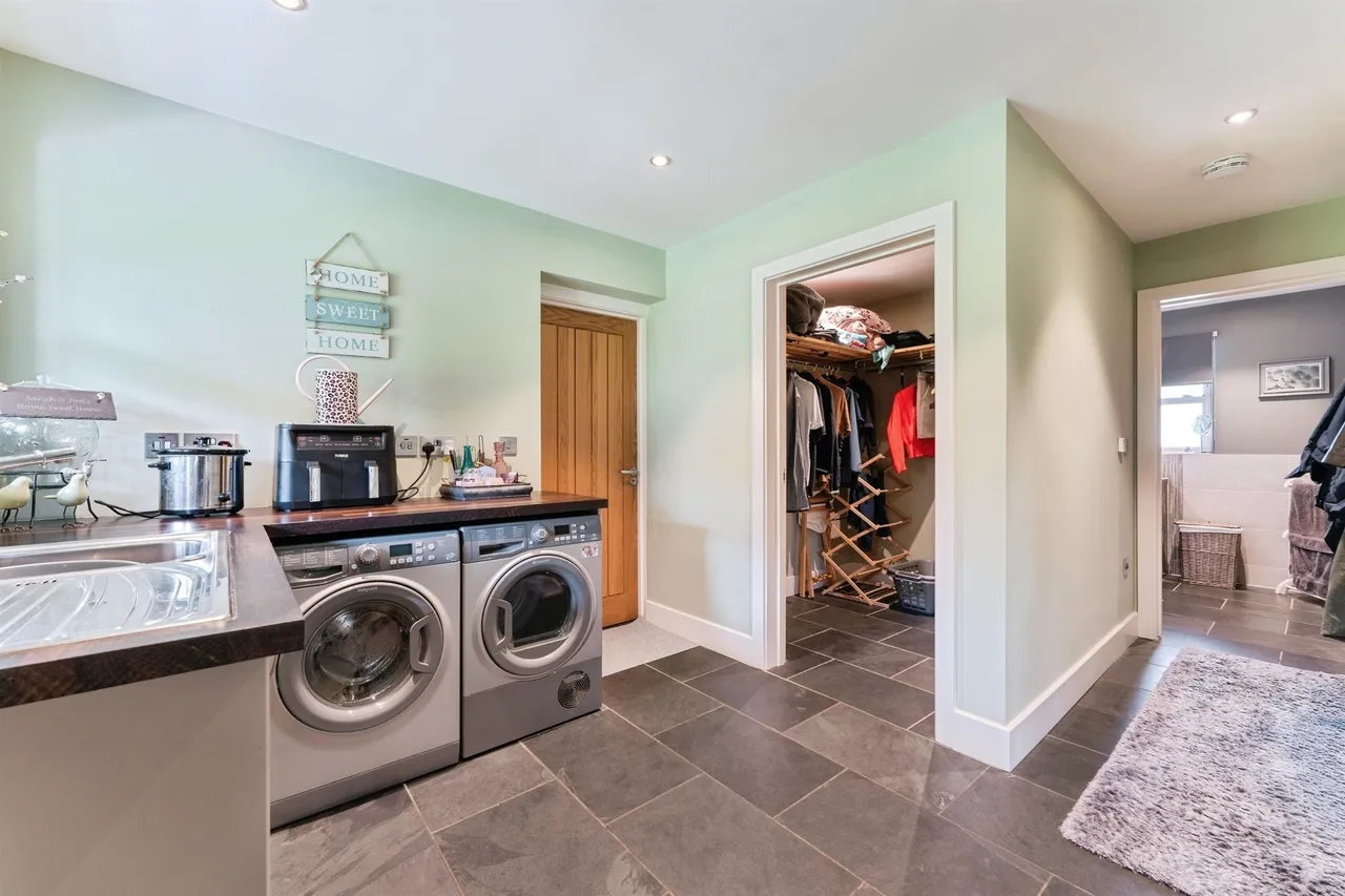 New Woods Drive, March, PE15, photo 7