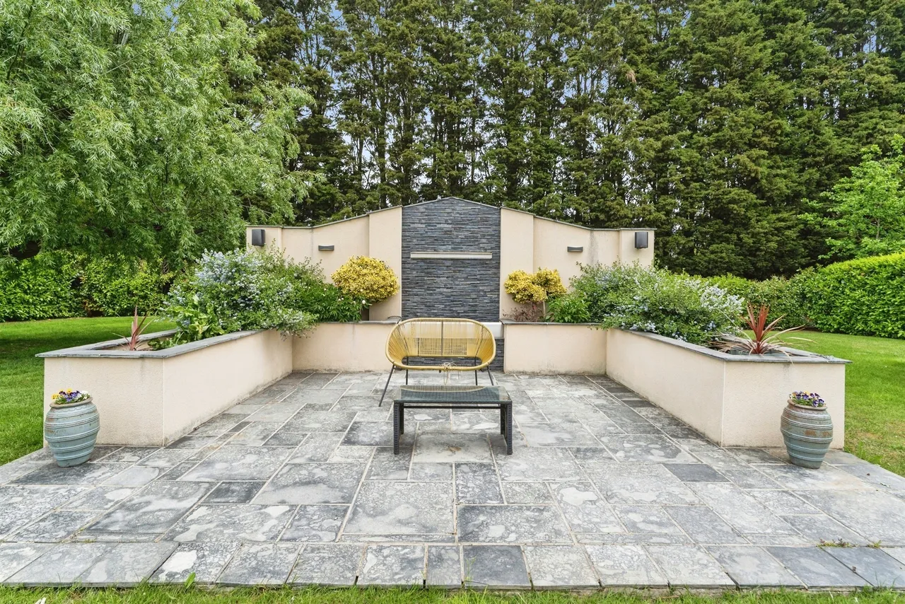 New Woods Drive, March, PE15, photo 11