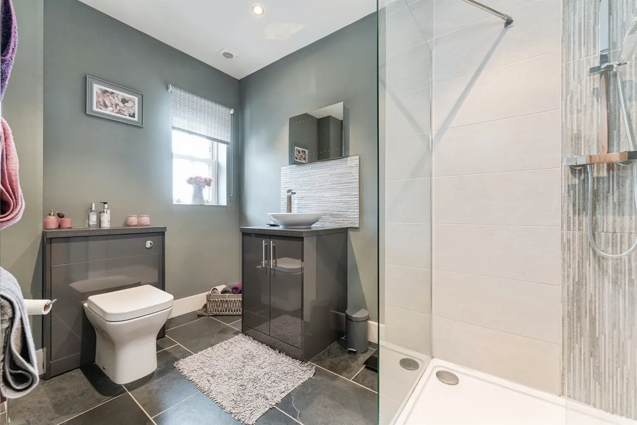 New Woods Drive, March, PE15, photo 20