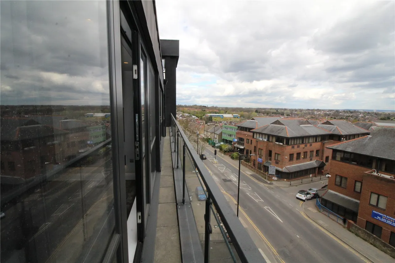 Chase Road, London, N14, photo 5