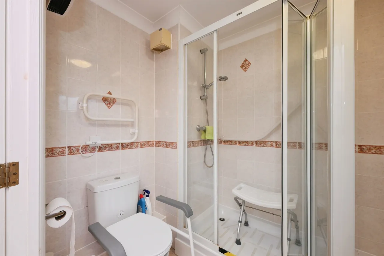 Brocket Road, Hoddesdon, photo 9