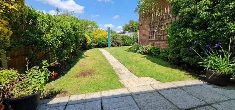 Willingale Avenue, Rayleigh, Essex, SS6 9HD, photo 11