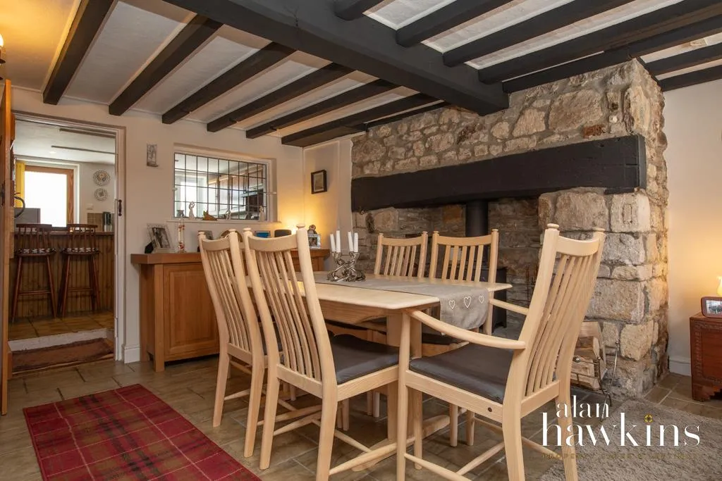 Bradenstoke, SN15, photo 6