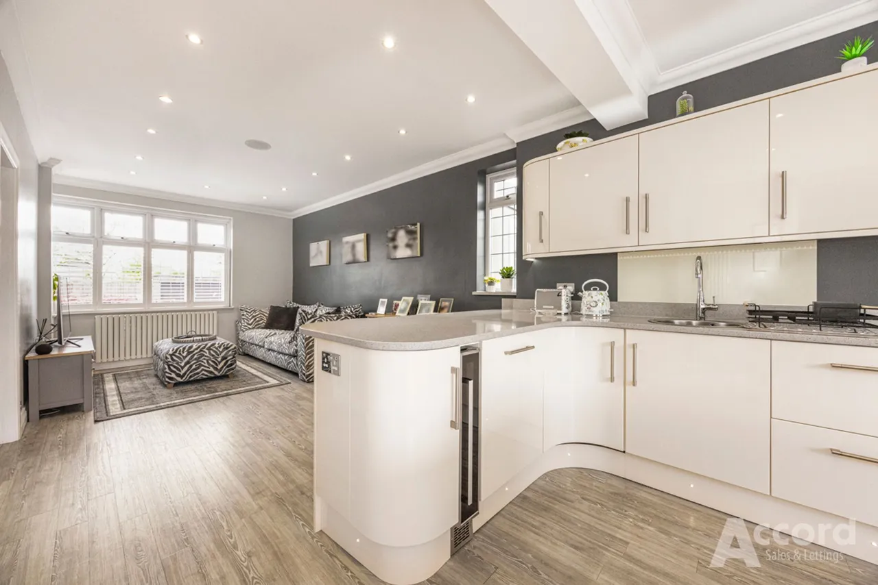Deveron Way, Romford, RM1, photo 8