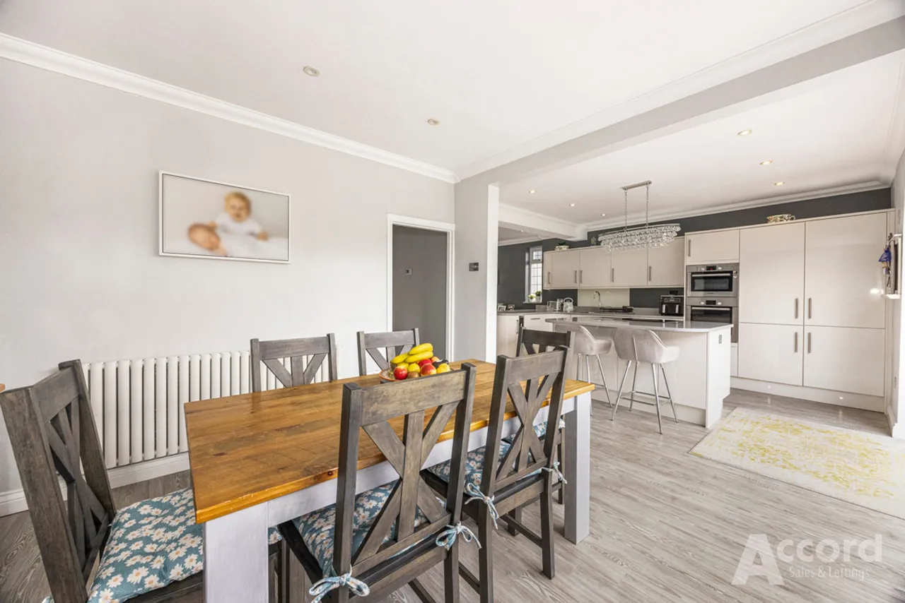 Deveron Way, Romford, RM1, photo 13