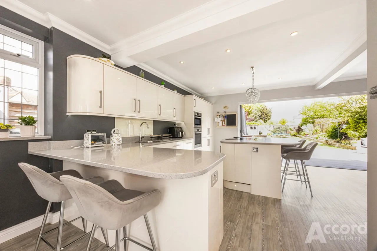Deveron Way, Romford, RM1, photo 5