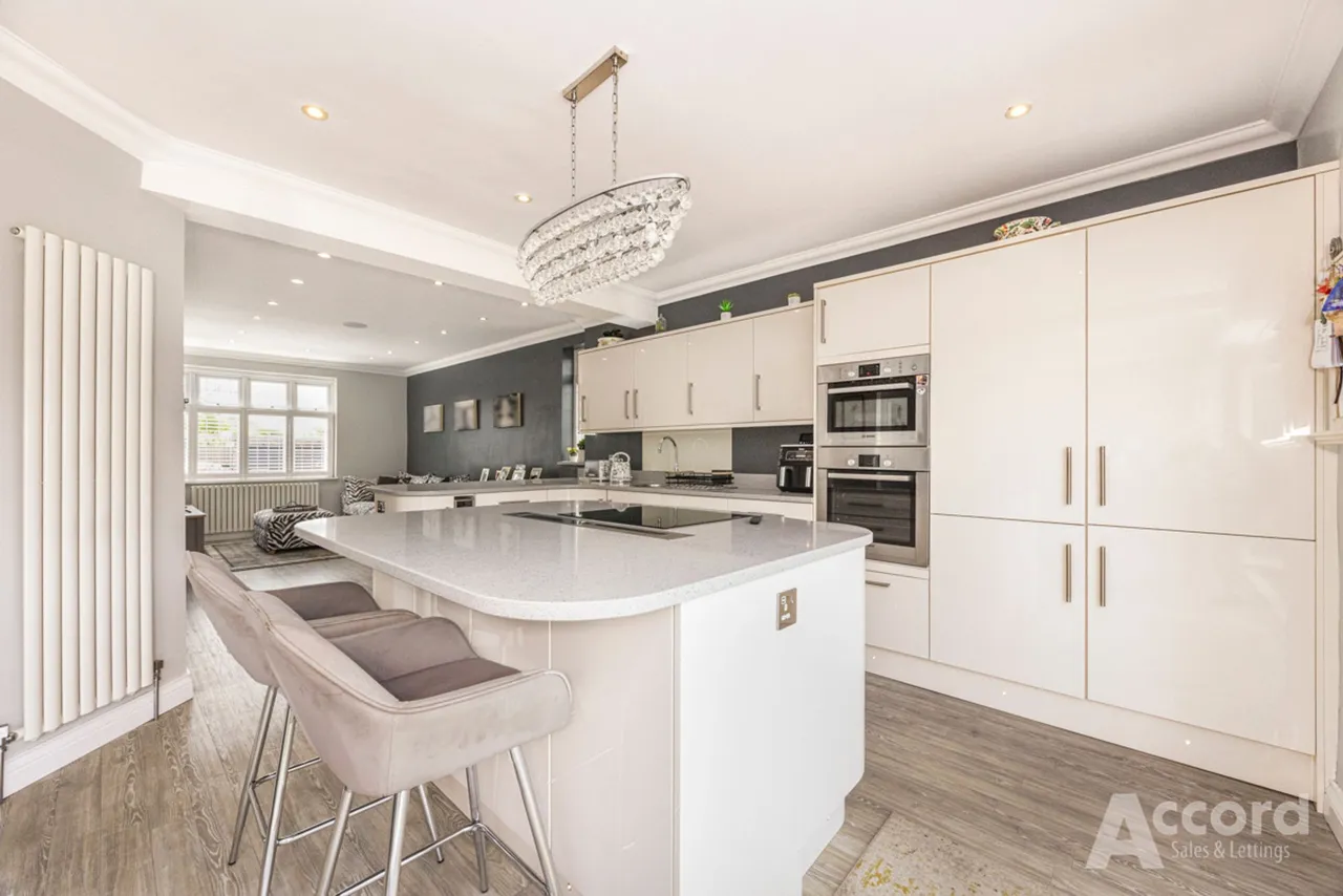 Deveron Way, Romford, RM1, photo 7