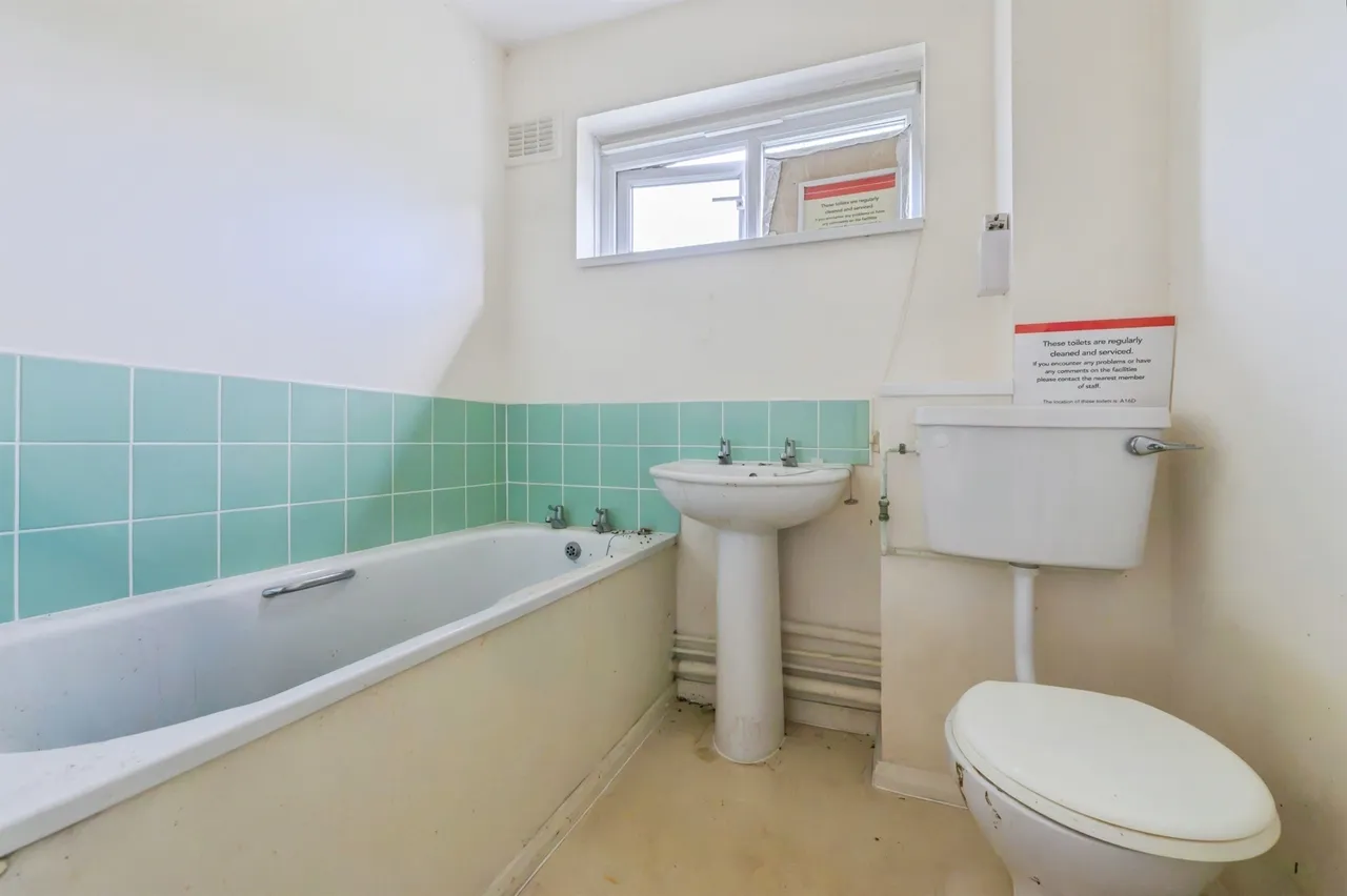 Carlcroft, Wilnecote, B77, photo 10