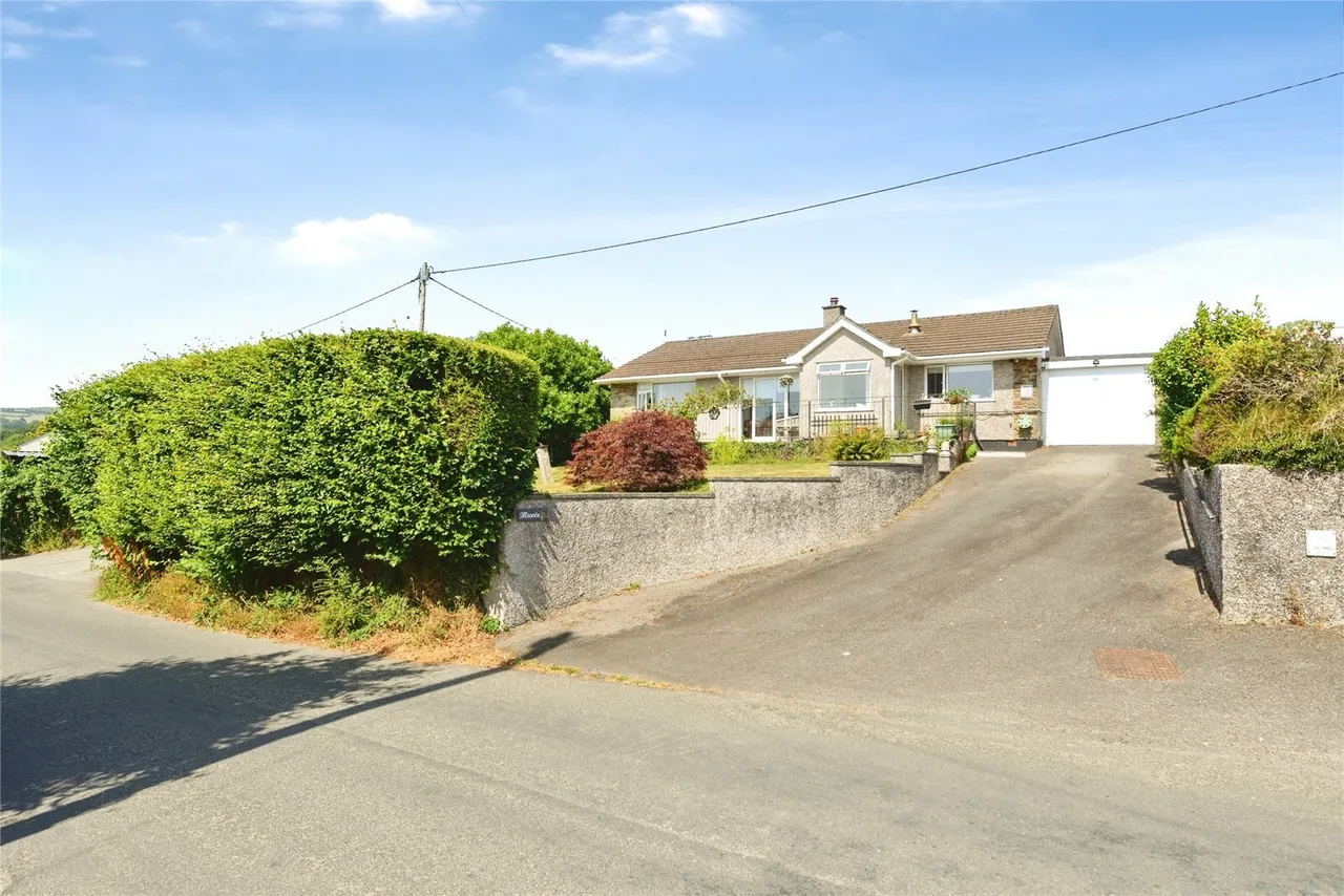 2 bed house for sale, Rilla Mill, Callington, PL17