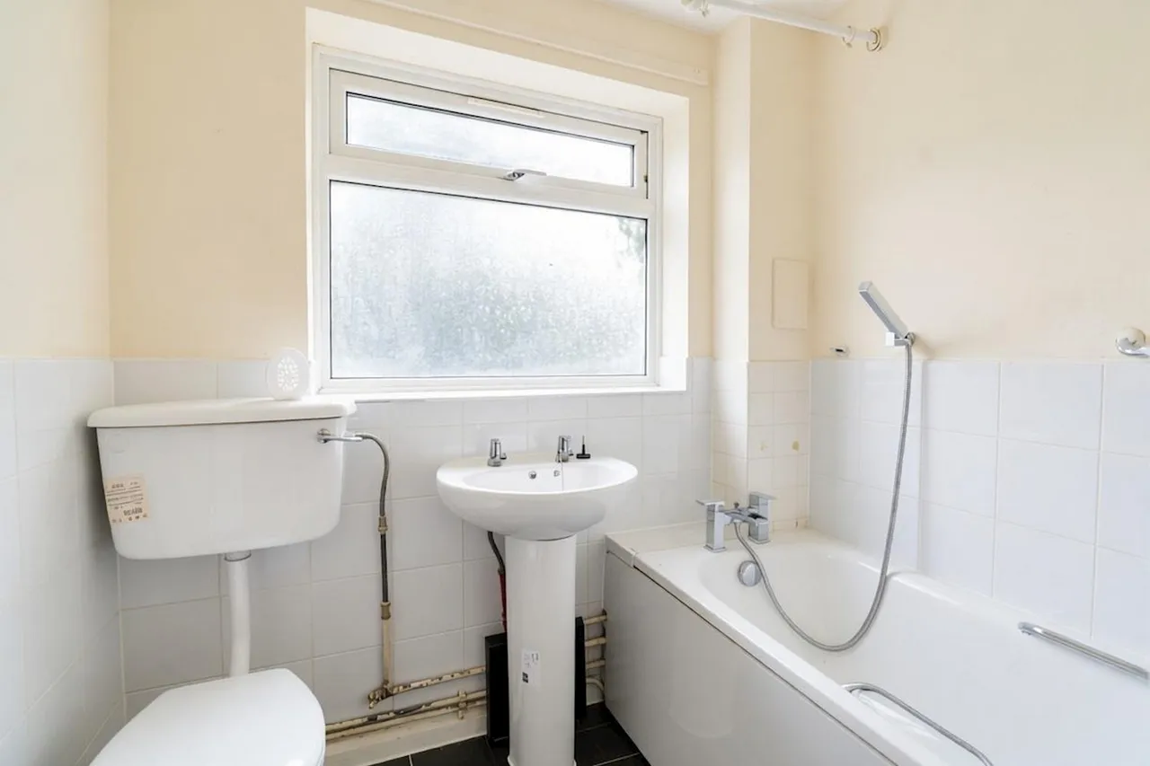 Selhurst Road, London, SE25, photo 7