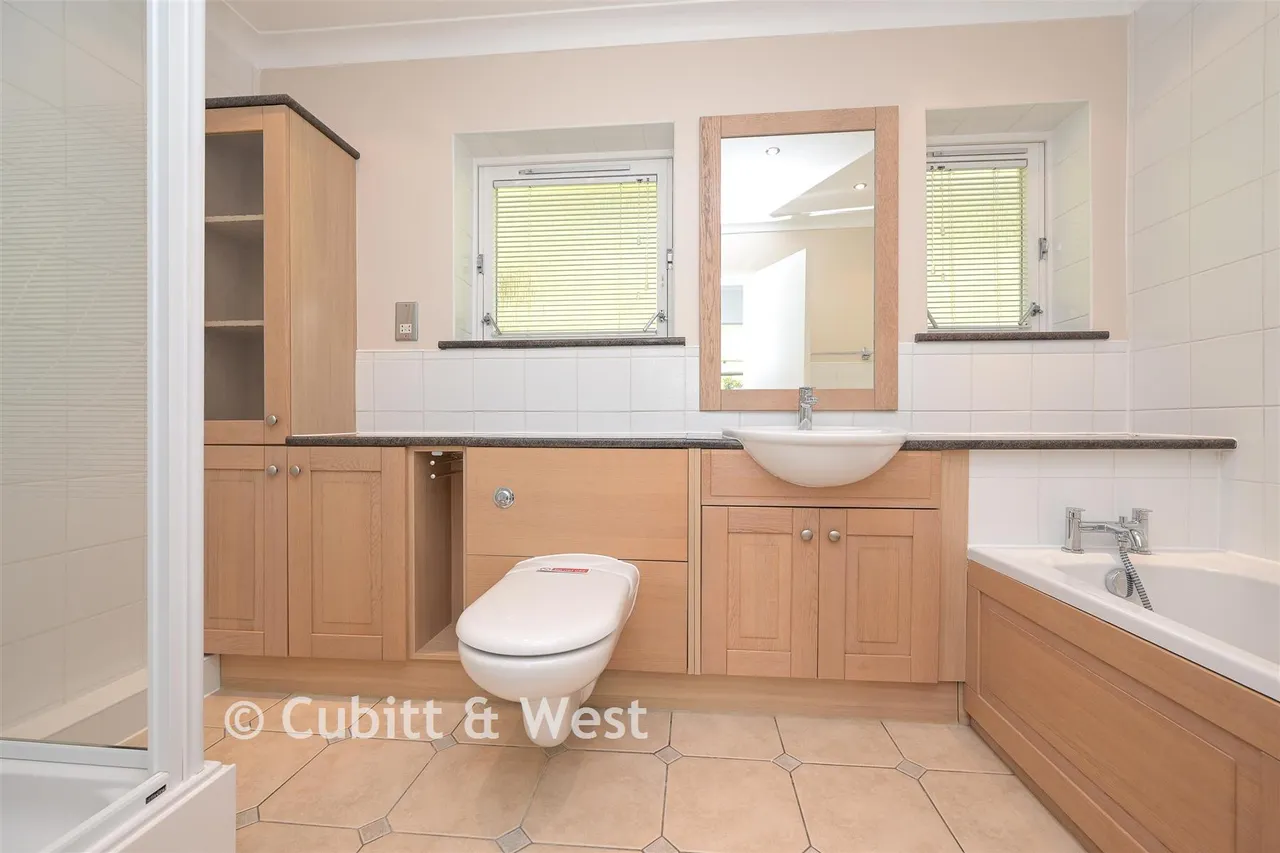 Southview Road, Warlingham, CR6, photo 13