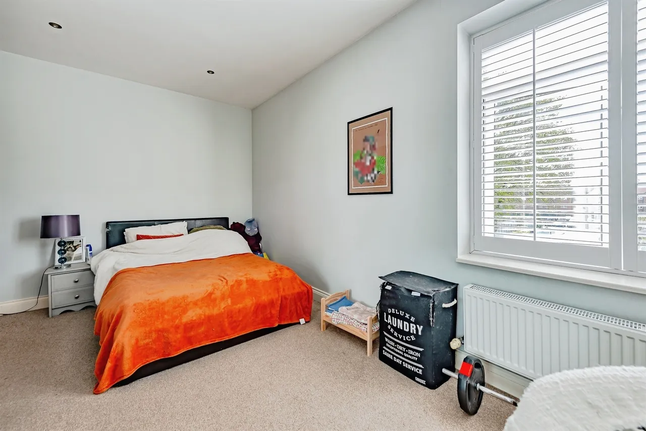 Victoria Road, Horley, RH6, photo 7