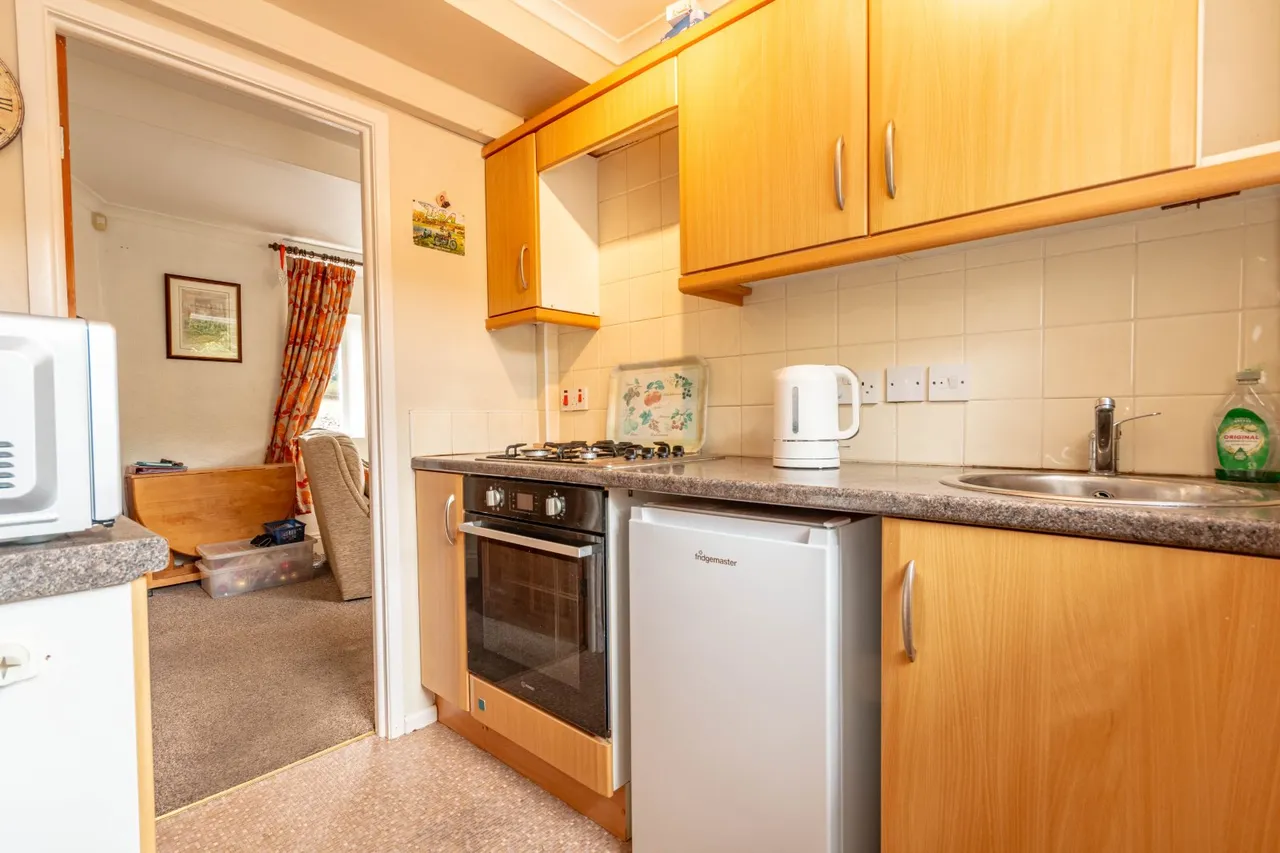 Chapel Row, Wilsden, BD15, photo 6