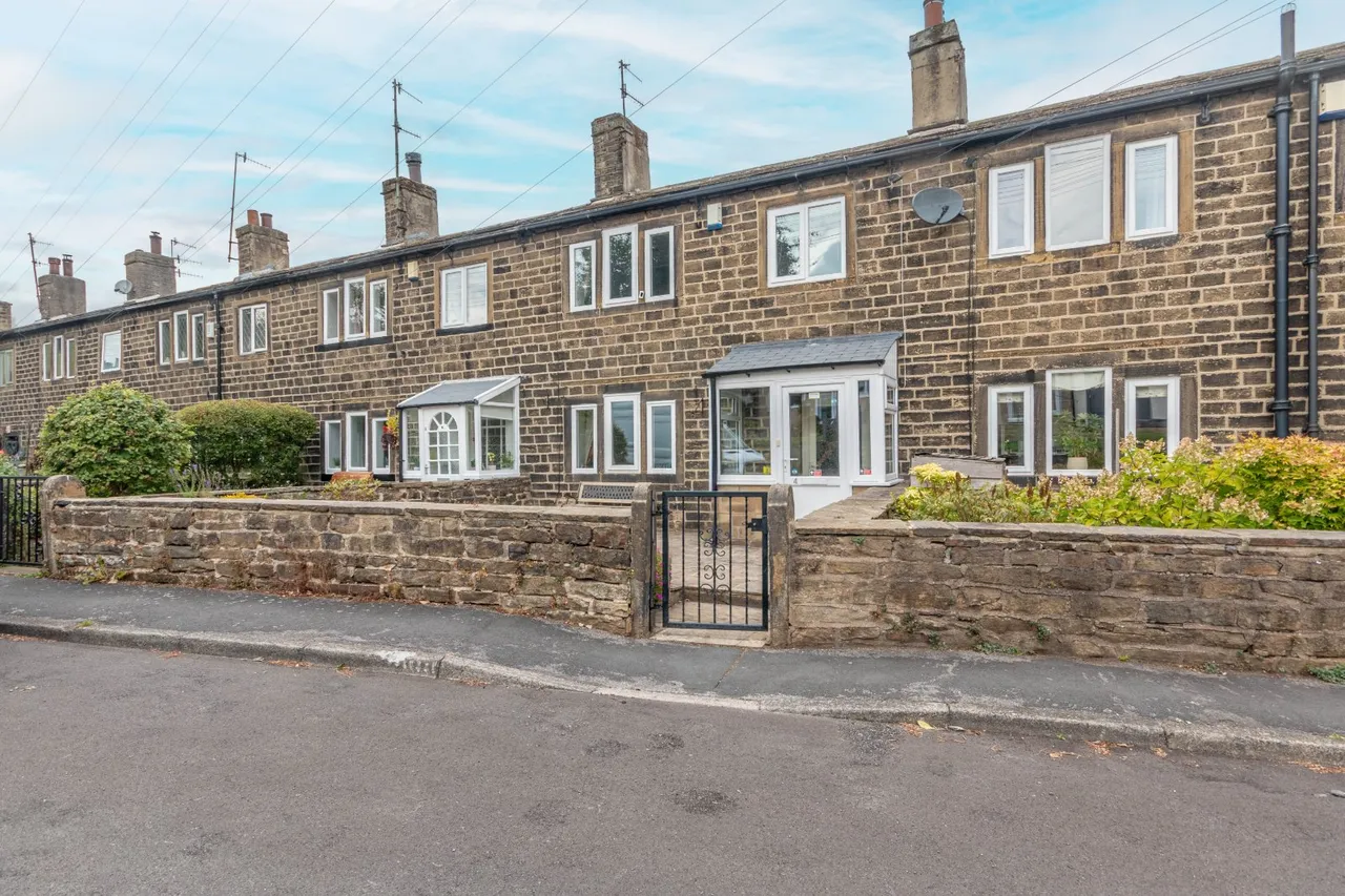 2 bed house for sale, Chapel Row, Wilsden, BD15
