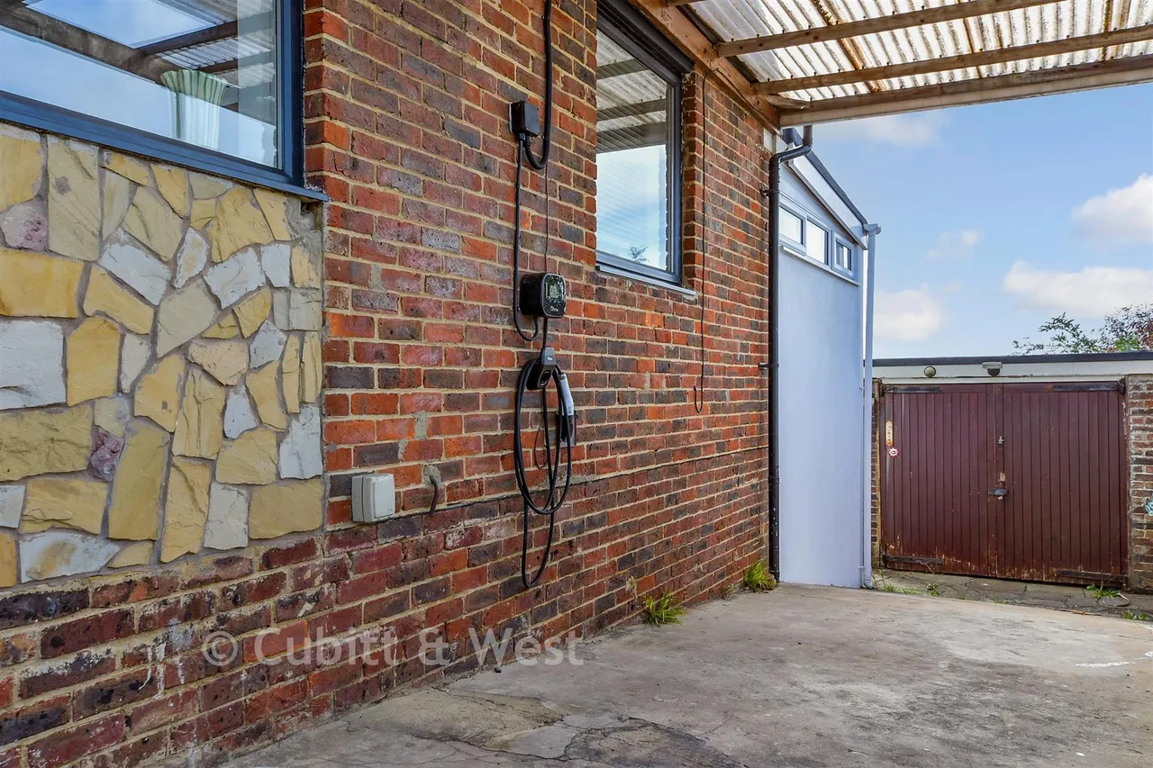 Brownleaf Road, Woodingdean, BN2, photo 14