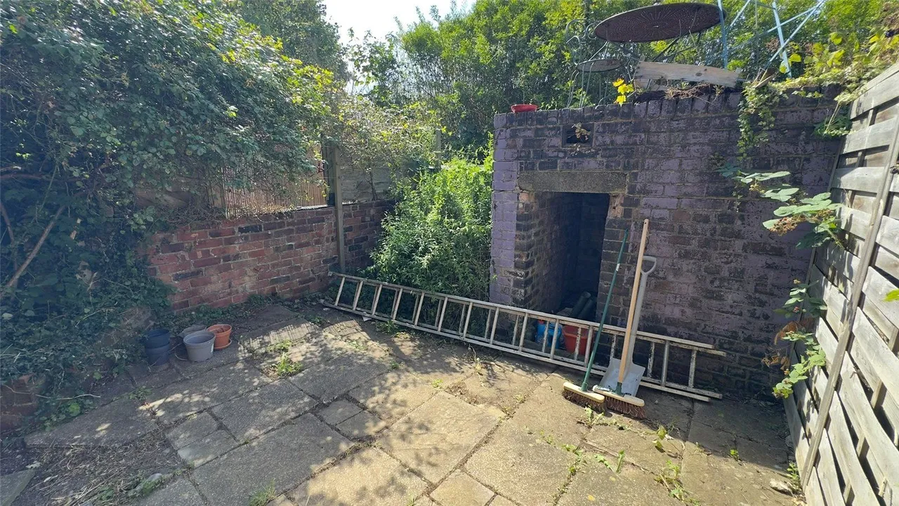 Old Road, Blackley, M9, photo 18